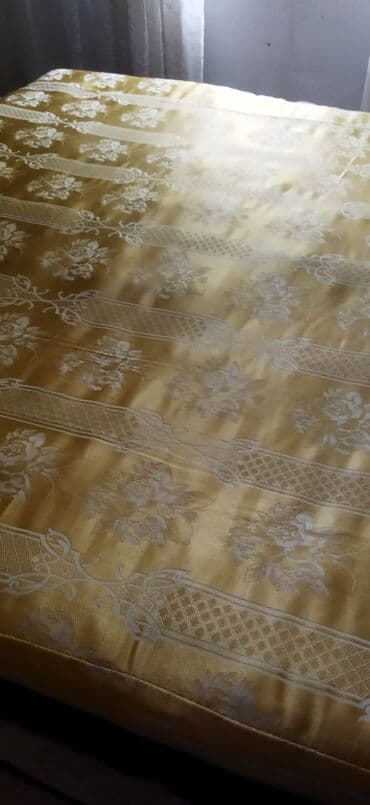 Döşəklər: Böyüklər üçün İşlənmiş Döşək, Ödənişli çatdırılma, Ünvandan götürmə — 1