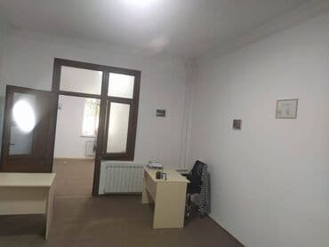 снять офис в баку: Nərimanov metrosuna yaxın təmirli 4 otağlı ofis 5 mərtəbəli binanın — 2