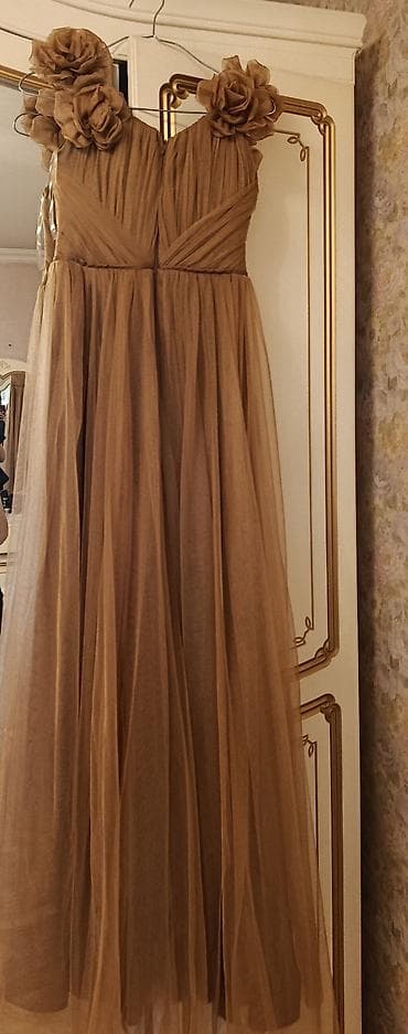 toy dekoru: Zərif uzun ziyafət geyimi - Rəng: isti karamel/qəhvəyi - Model — 7