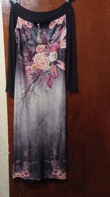 xari bulbul yaxa sancagi: Xanım üçün arxası qara rəngli, önü çəhrayı gül naxışları muncuqlarla — 2