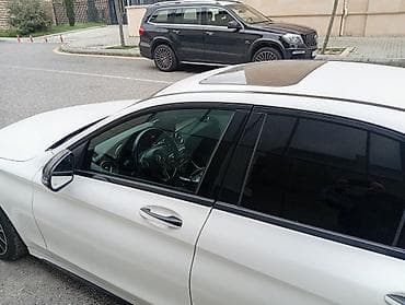 mercede c 250: Mercedes-Benz C-Class: 2.2 l | 2015 il Sedan — 5