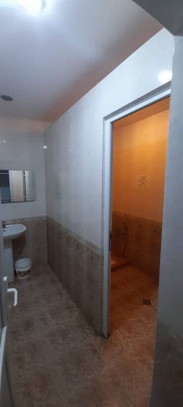 аренда сто: Gənçlik metrosuna yaxın 16 mərtəbəli binanın 1 ci mərtəbəsində sahəsi — 7