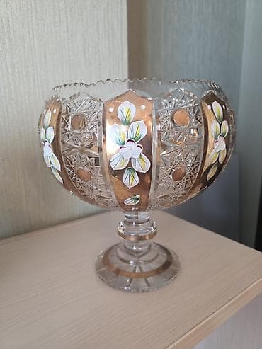 gül qabı: Kəsimli büllur ayaqlı meyvə/qənnadı qabı 2 Edetdir. - Material: qalın — 3