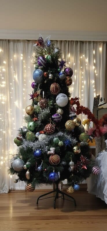 Yeni il yolkasi. Uzeri qarli hundurluyu 1.50 m olan yolka. Asanliqla lalafo.az -da Yeni il yolkasi. Uzeri qarli hundurluyu 1.50 m olan yolka. Asanliqla