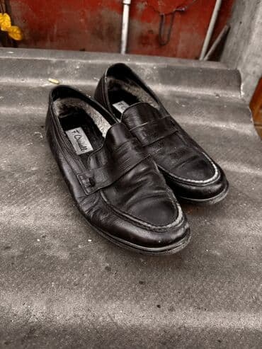 Səndəl və şəp-şüplər: F. Crunell kişi loafers ayaqqabıları - Model: Klassik penny loafer - — 1