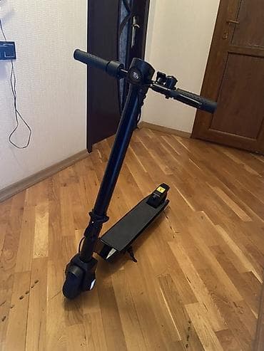 elektron samakatlar: Sensorlu elektrik skuter – qara rəng Xüsusiyyətlər: - Geniş və rahat — 10
