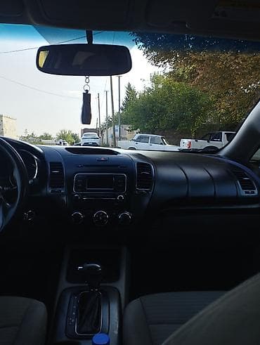 mini maşınlar qiyməti: Kia Forte: 1.8 l | 2013 il Sedan — 7