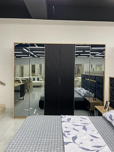 yataq otağı modelləri: Müasir yataq otağı dəsti Tərkibi: - Yumşaq, məxməri toxumalı, yüksək — 2