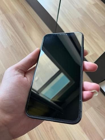 apple se 4: IPhone 11, Qara, Face ID — 3