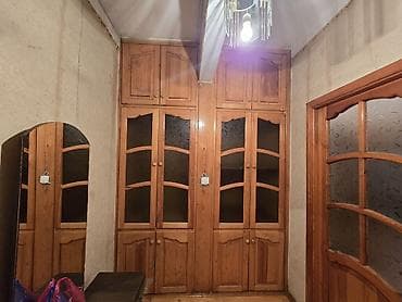 Ikinci əl qapılar satılır. otaq və dolab qapıları. qiymət razılaşma