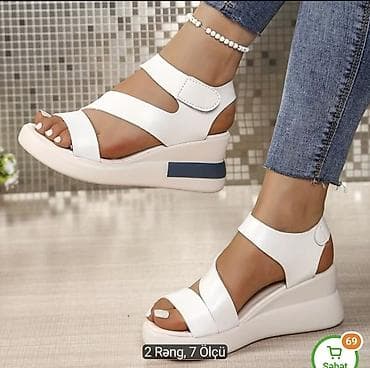 Qadın platforma sandal – rahat gündəlik model - Rəng: ağ (mətn at lalafo.az Qadın platforma sandal – rahat gündəlik model - Rəng: ağ (mətn