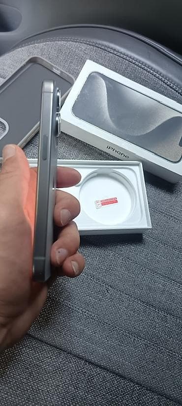 ipad pro: IPhone 15 Pro, Blue Titanium — 6