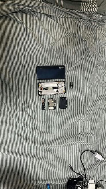 Redmi plata və dinamik şəkildə nə var hamısı qörunür hamısı satıram