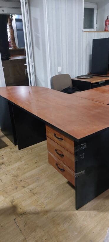 декор дерево: Möhkəm səliqəli ofis üçün mebellər — 2