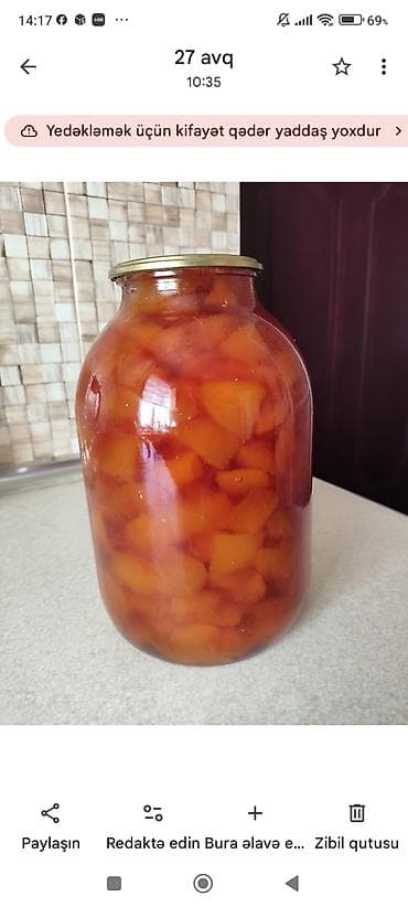 Şaftalı mürəbbəsi çox dadlı,xoş görünüşlü,ətri möhtəşəm