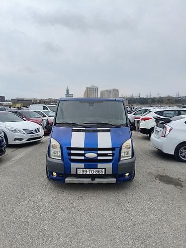 Ford Transit mikroavtobus – xarici görünüşü fərqlənən sport üslubunda