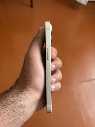 Техника и электроника: IPhone 13, Белый, Face ID — 5