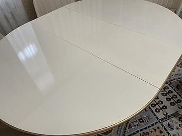 Klassik masa, Açılan, Oval masa