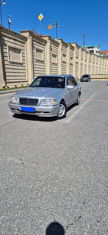 Mercedes-Benz C 230: 2.2 l | 1995 il Sedan lalafo.az -da Mercedes-Benz C 230: 2.2 l | 1995 il Sedan