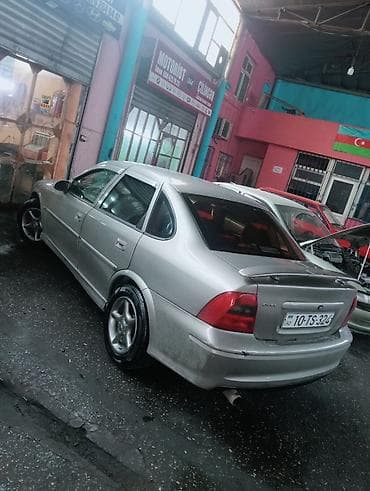 Opel Vectra: 0.2 l | 1997 il 42005 km Sedan — 6