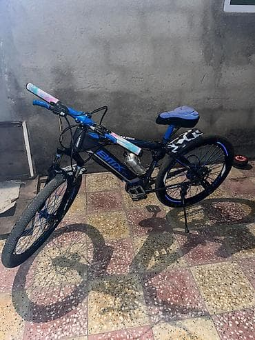 cube velosiped: BMX üslubunda dağ velosipedi - Rəng: qara-mavi aktsentlər - Çərçivə — 1