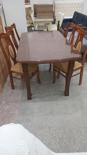 Mətbəx üçün, Dördbucaq masa, 4 stul