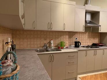 kirayə evlər nəsimi: Caspian plaza ve Globus center in qarshisinda yerleshir.2 sanuzel 4 — 4