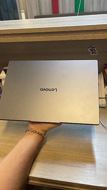 compaq notebook: Lenovo noutbuk Real alıcıya indirim ola biler Yeni komputerdi 2 hefte — 1