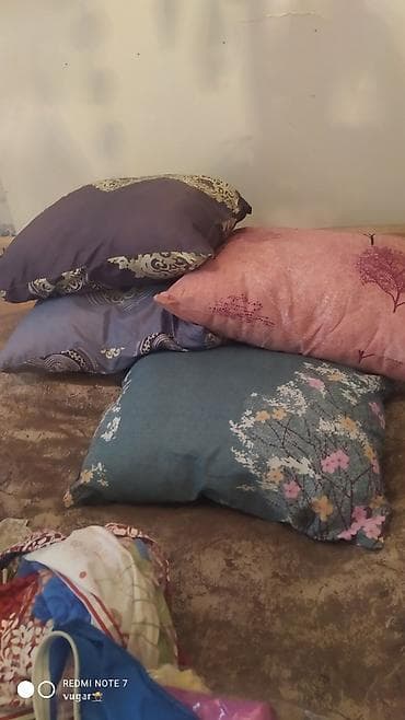 naxis sekilleri: Ev tekstili və mətbəx dəsti – qarışıq paket Dəstə daxildir: - 2 ədəd — 3