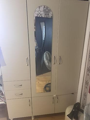 Açıq bej rəngdə çoxfunksiyalı paltar şkafı - Material: laminat/MDFlam — 2