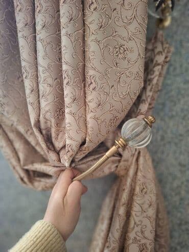 Pərdə və tüllər: İşlənmiş, Pərdə, rəng - Qızılı, Ünvandan götürmə — 1