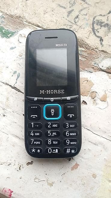 dubay telefonlar: M-HORSE MS2173 düyməli mobil telefon Xüsusiyyətlər: - Model: M-HORSE — 2