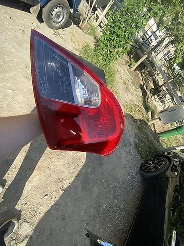 stop: Nissan sunny arxa stoplar tam işlek veziyette Cut qiymet 80 man butun — 5