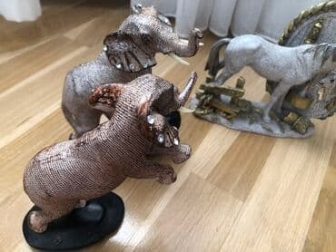 at suvinir: Fiqur, Gips — 4