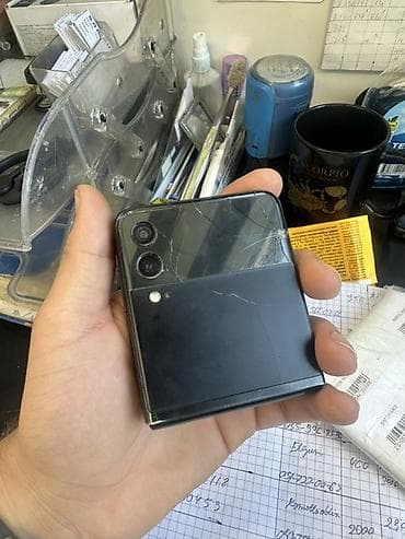 Ekrani qirilib islemir