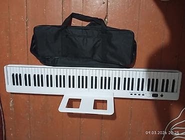Ağ rəngli rəqəmsal piyano/klaviatura - 88 klavişli portativ model