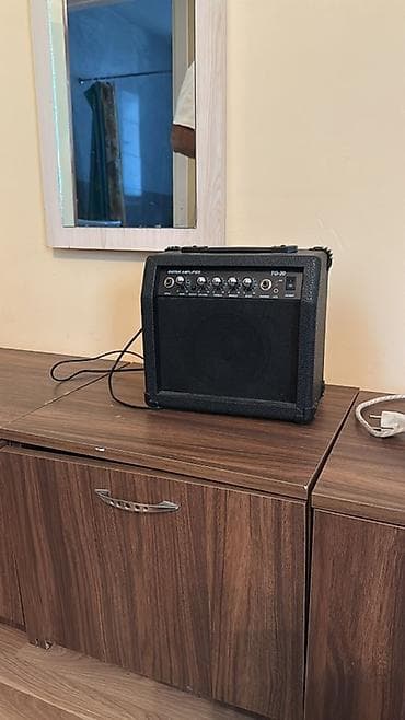 elektron gitara: Elektrik gitara + gücləndirici dəsti - Korpus: Strat tərzində, parlaq — 2