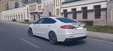 spoiler: Ford Fusion: 2 l | 74000 km Sedan — 5