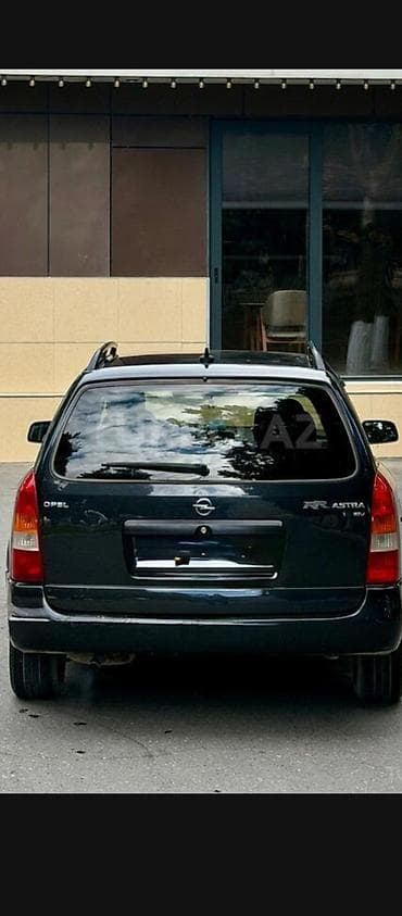 opel omega universal: Opel Astra: 1.6 l | 2001 il 3400 km Universal — 2