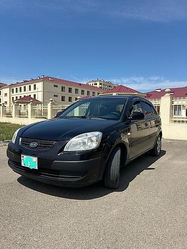 Kia Rio: 1.4 л | 2008 г. Хэтчбэк