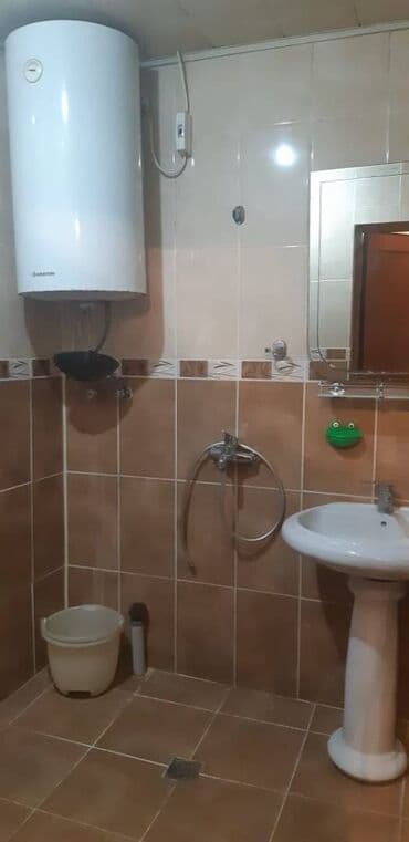 7 mikrorayon: Yeni Guneslide Ab masivində 9 mertebeli binanın 7-ci mərtəbəsində — 11