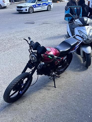 Salam moto ideal vəzyətdə problemsiz motodur otur sür starter işlək