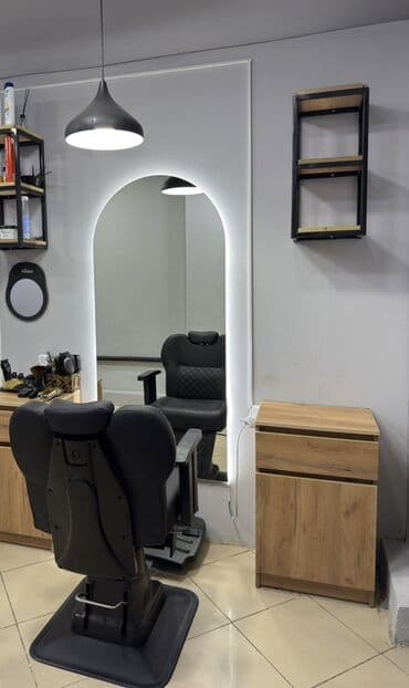 MEBEL, GUZGU VE KRESLO SATILIR. QIYMET 550 AZN. HERSEY 4 AYDI ALINIB