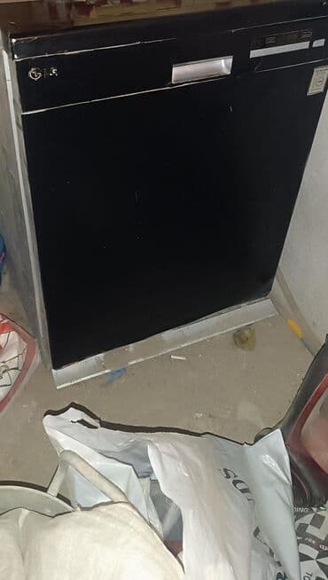 lg v10: Посудомойка LG, Полногабаритная (60 см), Встраиваемая — 1