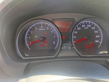 ucuz avto: Nissan Note, qara rəng, 5 qapı, şəhər üçün kompakt və ekanom maşındır — 10