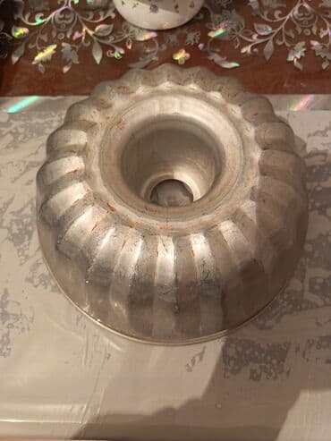 Velosiped aksesuarları: Qədimi Əntiq Sovetdən Qalma Qalın Ağır Alümin KEKS QABI, bu qab çox — 8