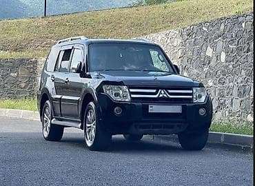 Mitsubishi Pajero: 3 l | 2007 il 240000 km Ofrouder/SUV