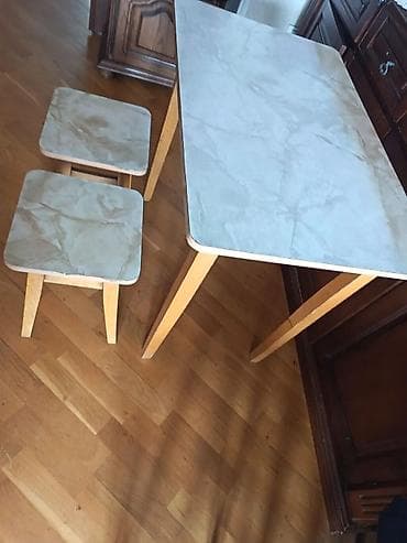 3D Qələmlər: Sovetdən Qalma Mətbəx dəsti, Gözəl Polkalı Ağır taxta Masa və 2 — 1