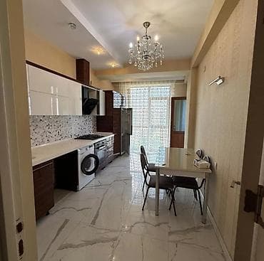 Недвижимость: 3 otaqlı mənzil – geniş və işıqlı Planlama və otaqlar: - Böyük qonaq — 6