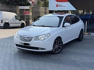 07 peredok: Hyundai Elantra: 2 l | 2009 il Sedan — 4